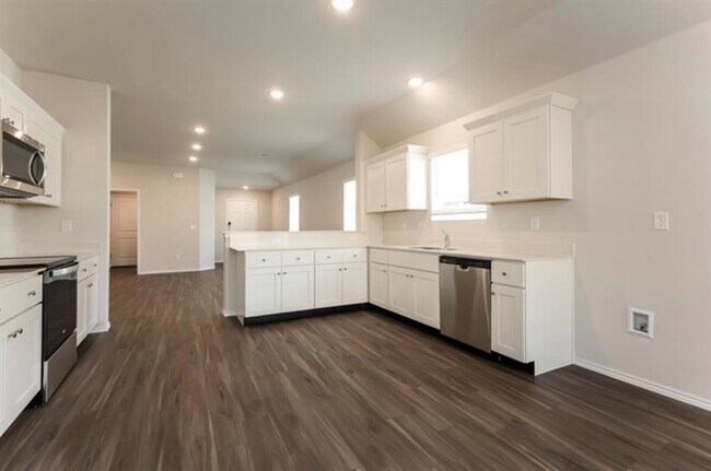 Photo - 2103 Crimson Lake Blvd