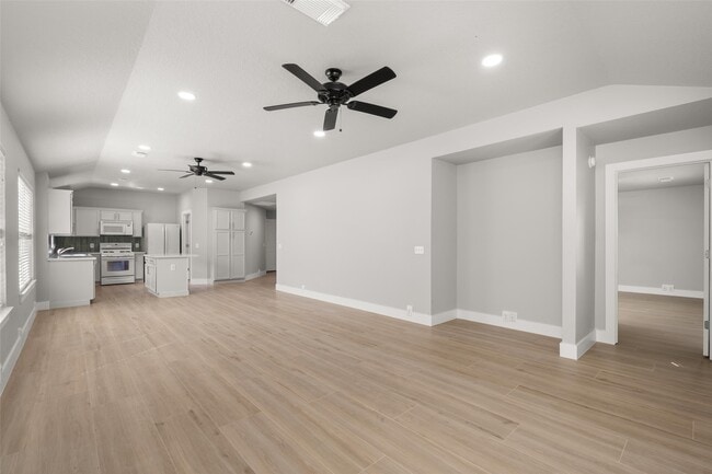 7310 Wisteria Chase Pl