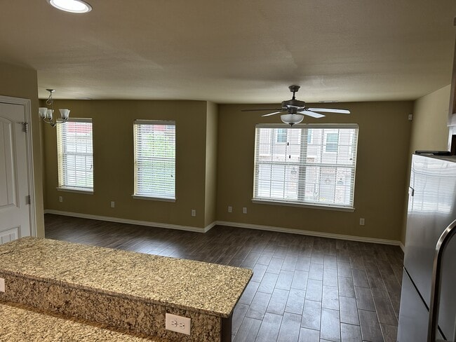 Photo - 2813 W Cottonwillow Way