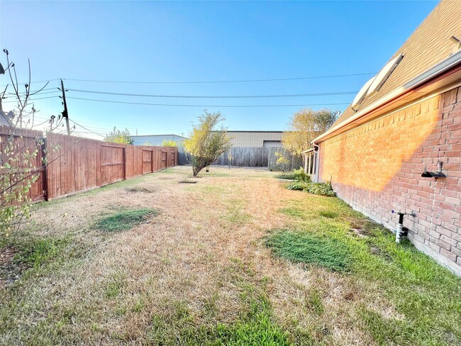 13550 Quetzal Ln
