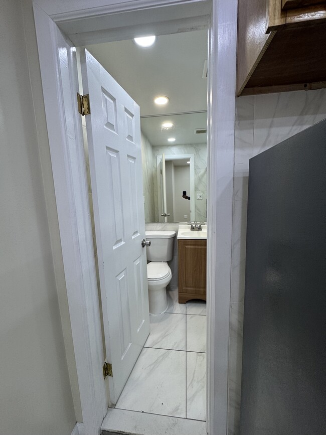 Photo - 1885 Eastern Pky Unidad 3A