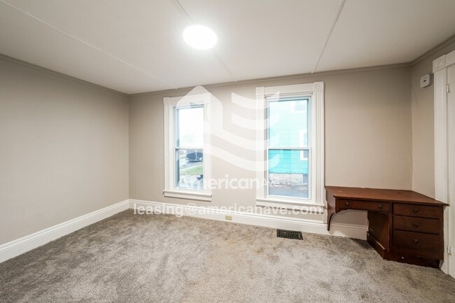 Photo - 104 Post Ave