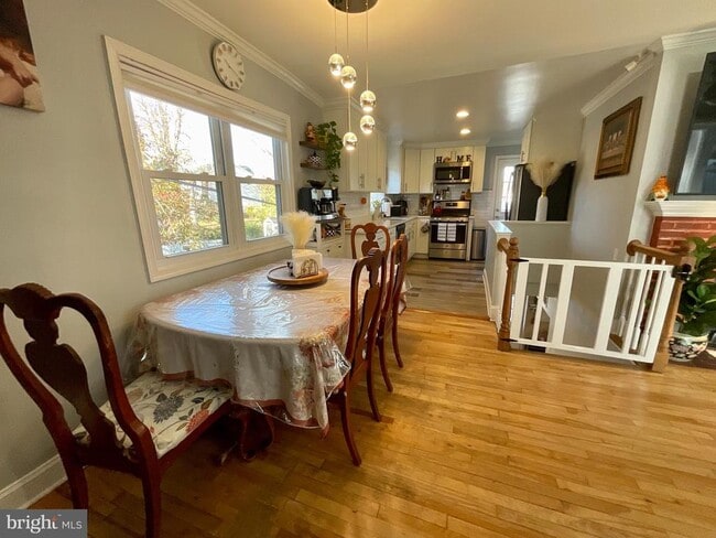 Photo - 6822 Donahue Ct