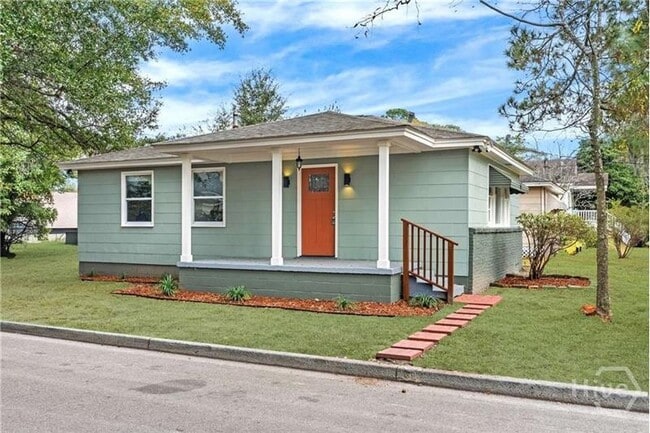 Building Photo - 2102 Auburn St