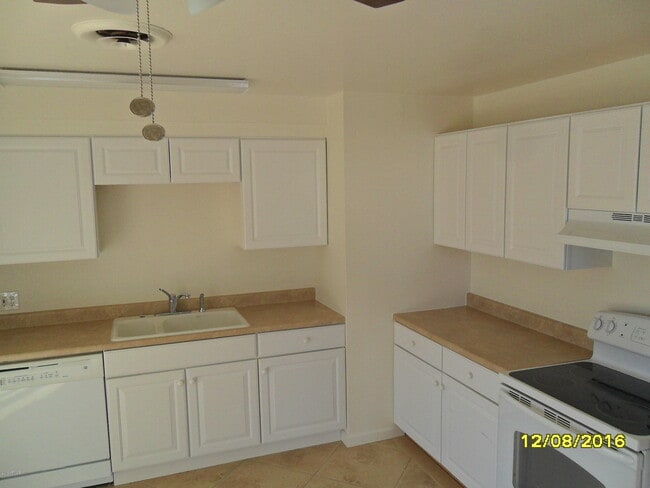 Photo - 11363 N 113th Ave