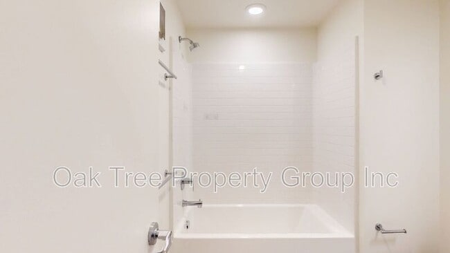 Photo - 532 Union St