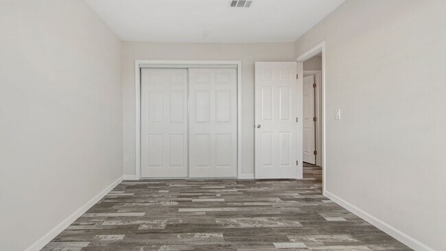 Photo - 132 Cheri Ln