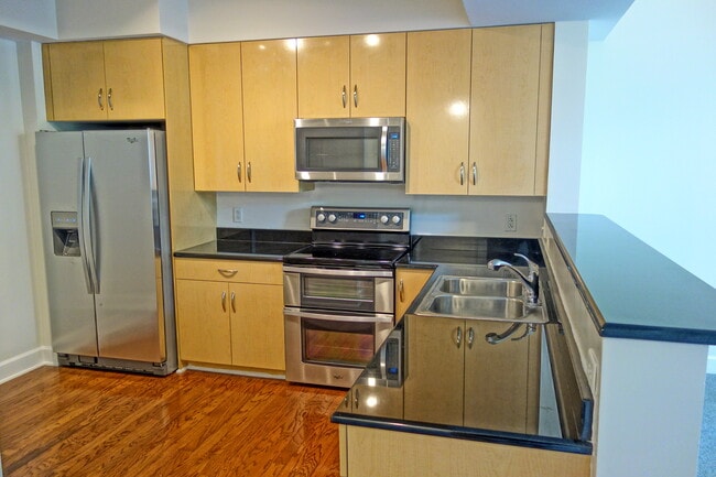 Photo - 1320 Fillmore Ave Unidad 421