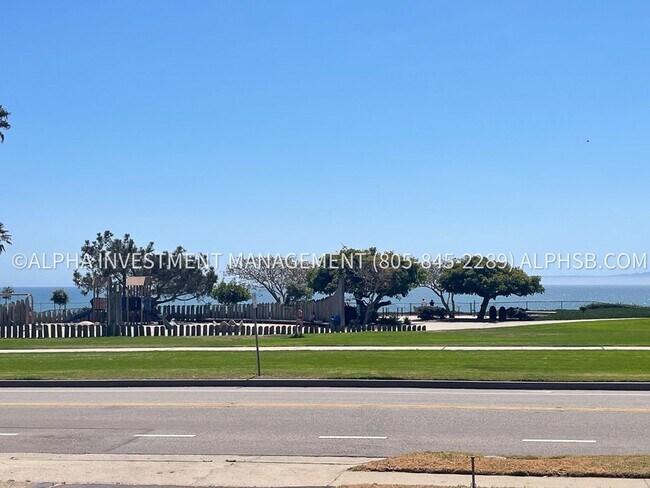 Photo - Charming 2-Bedroom Mesa Home with Ocean Vi...