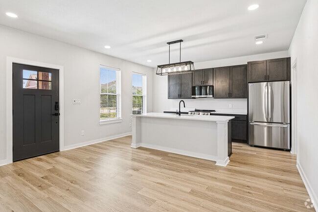 Cypress - 4 habitaciones, 4.5 baños - 1,903 pies cuadrados - Comedor - Charleston Mills Luxury Townhomes