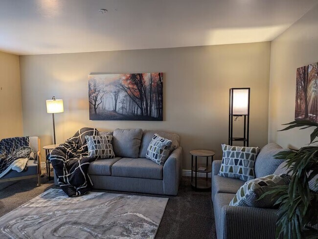 567 Tiffany Town Dr Unidad 1