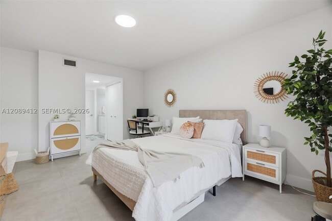 Photo - 9227 SW 87th Ave Unit B5
