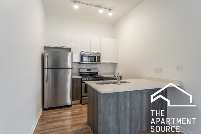 Photo - 2700 W North Ave Unit 204