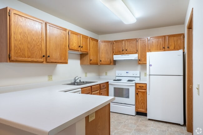 1BR, 1BA - 780SF - Kitchen