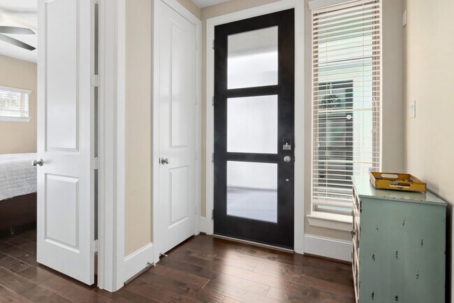 Photo - 419 T C Jester Blvd