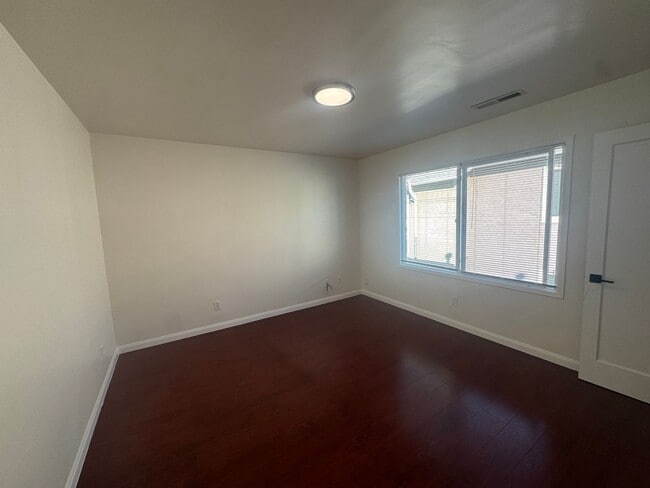 Photo - Recently Remodeled 2 Bedroom, on San Pablo Ave, in East Richmond Area Unit 12450-B
