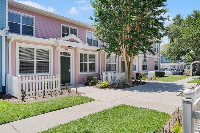Building Photo - 4007 Venetian Bay Dr Unit 105