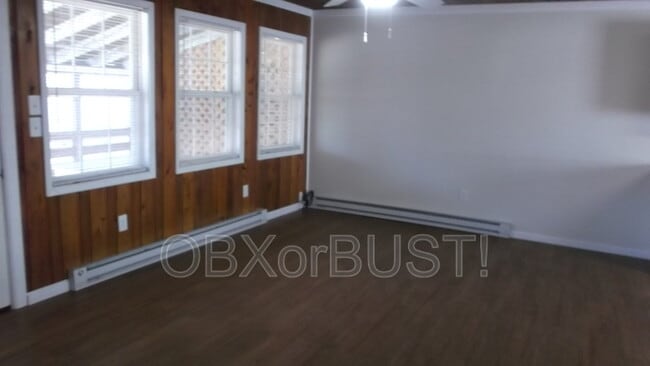 Photo - 2025 Franklin St Unit B