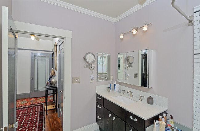 Bathroom vanity. - 2835 Georgia St Casa