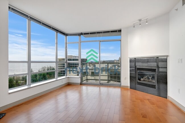 Photo - Stunning 2-Bed Corner Condo with Water and Mountain Views Unit 600