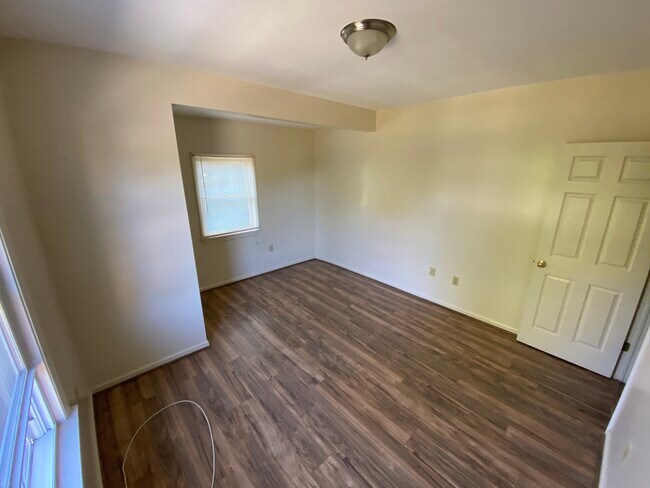 Photo - 213 Cherry St