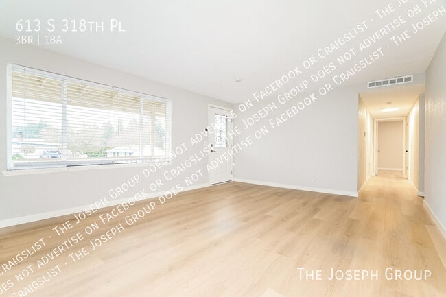 Photo - 613 S 318th Pl