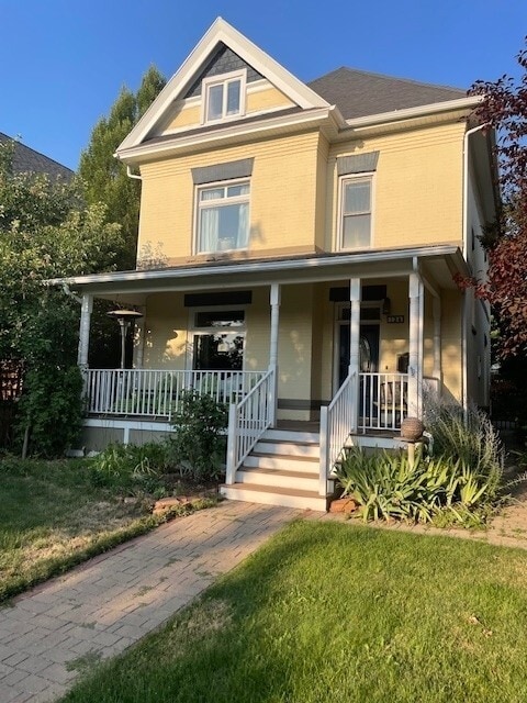 Building Photo - 124 T St