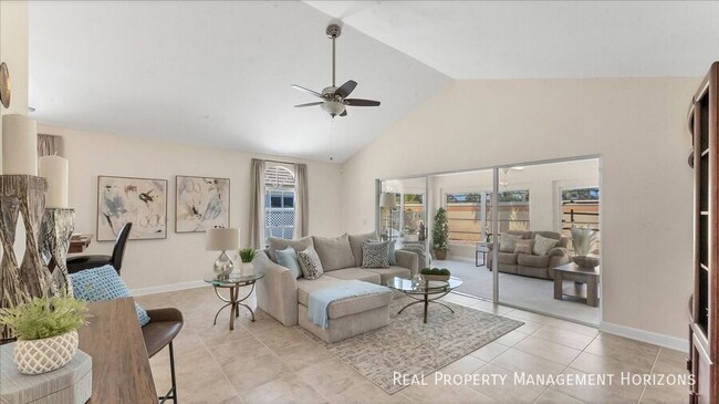 Photo - 3613 57th Ave Dr W