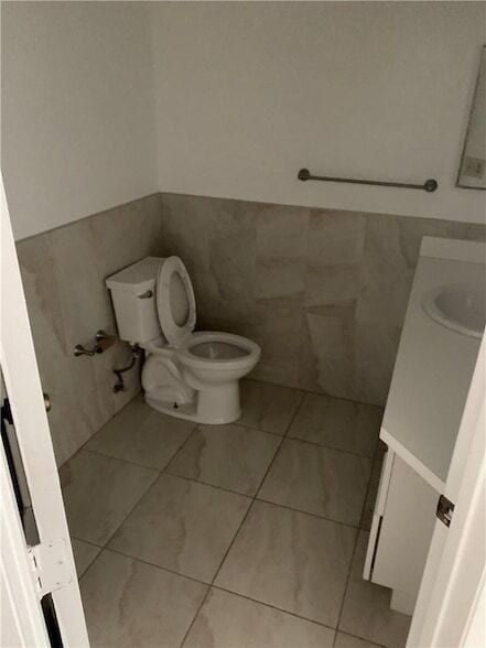 Photo - 8985 NW 38th Dr