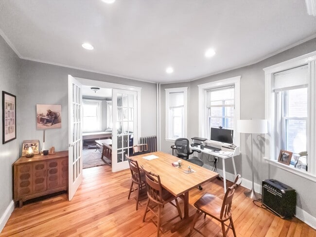 Photo - 593 Centre St Unit 3