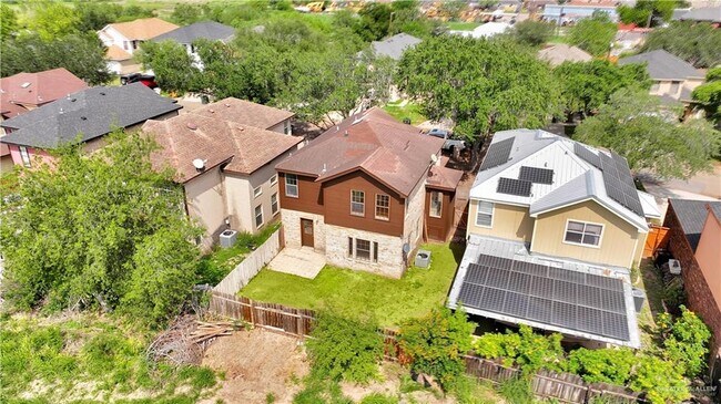 Photo - 23 Black Oak Ln
