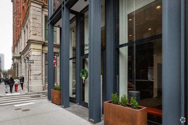 Photo - The Pearl on the Park