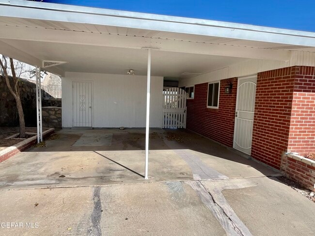 Photo - 3315 Capella Ave House