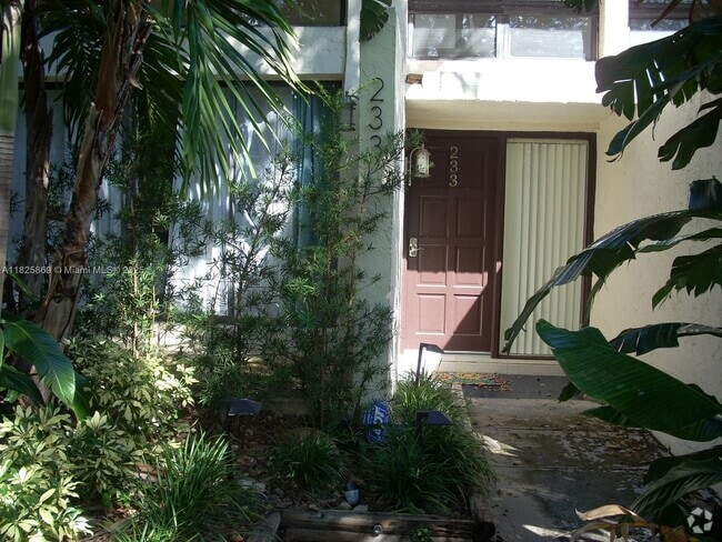 Building Photo - 19236 NE 25th Ave Rental