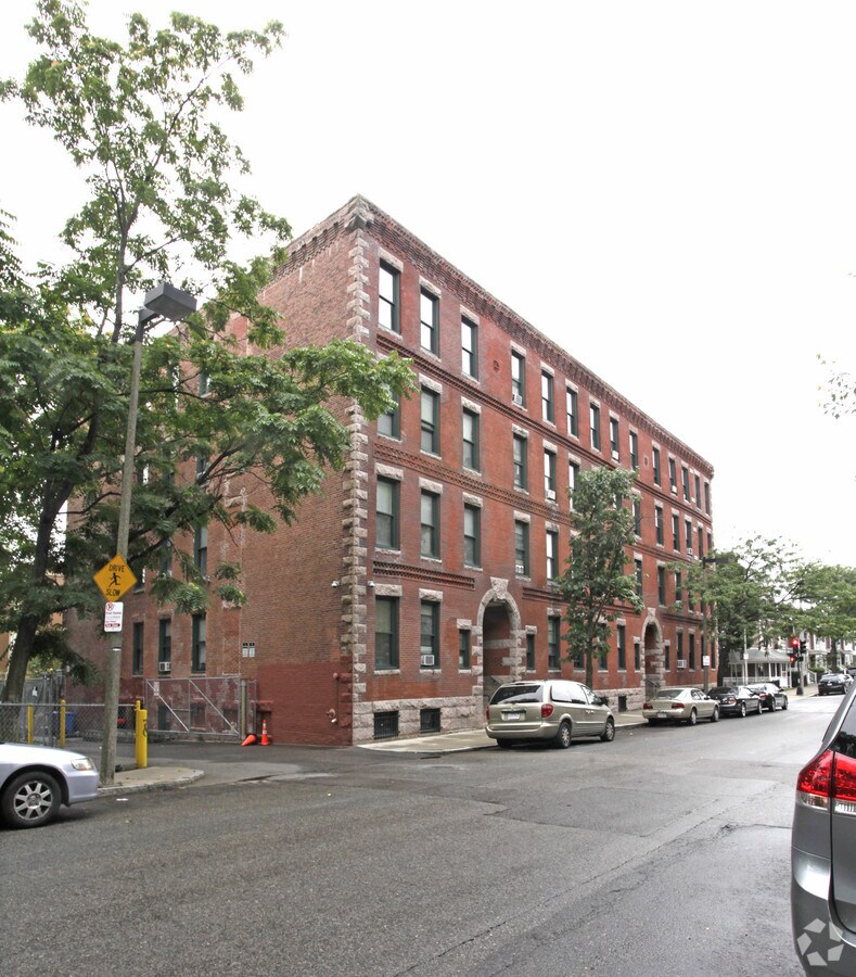 Photo - Ruggles Shawmut