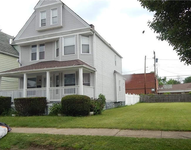 Photo - 10805 Hull Ave