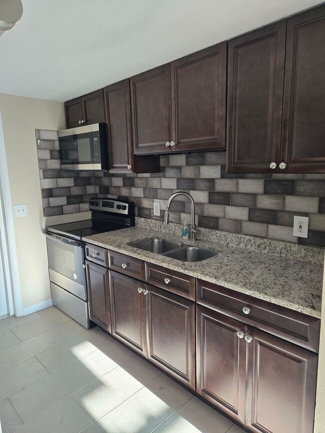 Photo - 2 BEDROOM 1 BATH NEAR USF