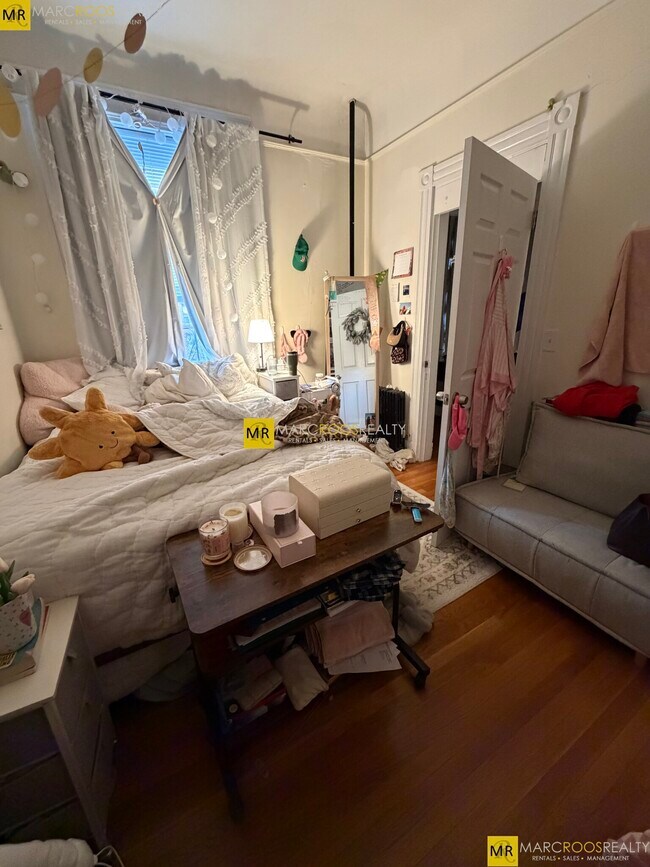 Photo - 479 Beacon St Unidad 3