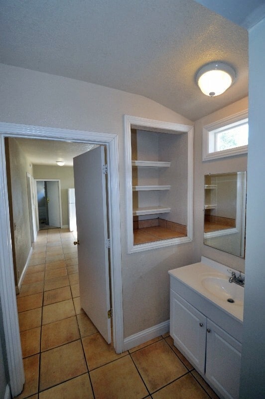 Photo - 206 Hazel St