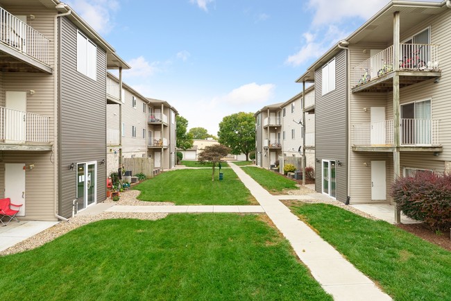 Cambridge Apartments