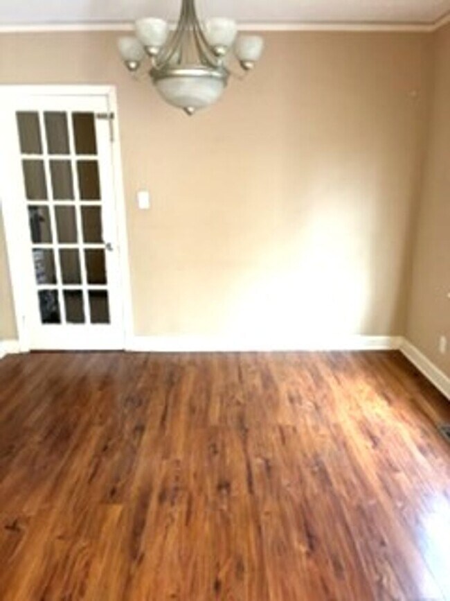 Photo - 3802 Woodland Dr