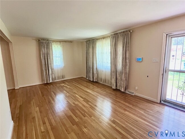 Photo - 3911 Sunburst Rd