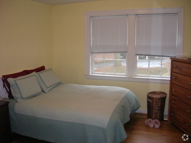 Building Photo - 100 Colville Rd Unit 62B Rental