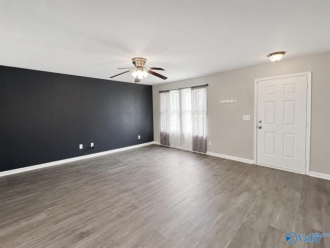 Photo - 126 Sedgewick Dr