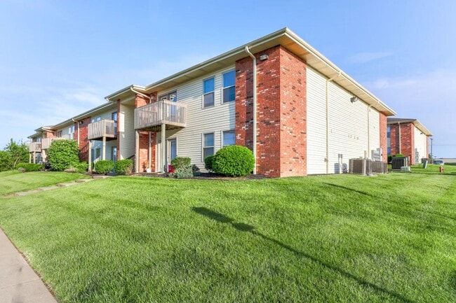 Ozark Mountain Crossing Apartments