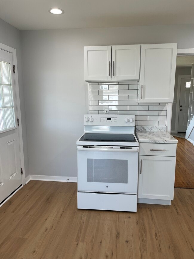 Photo - 4409 Cavelle Ave