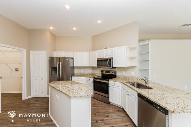 Photo - 8740 Ashworth Dr