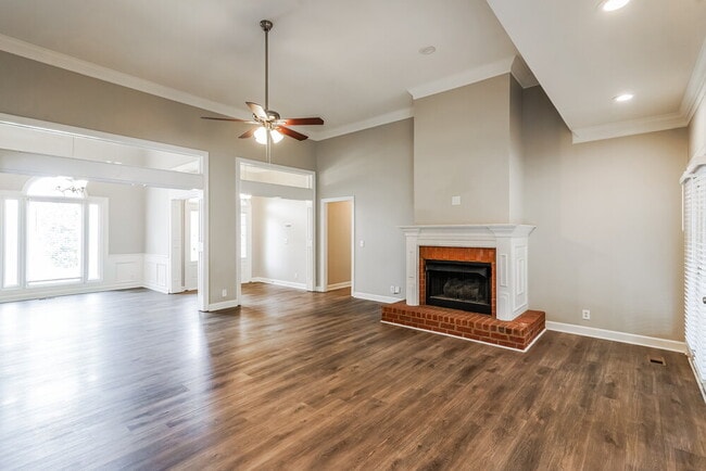 Photo - 2802 Crazy Horse Ct