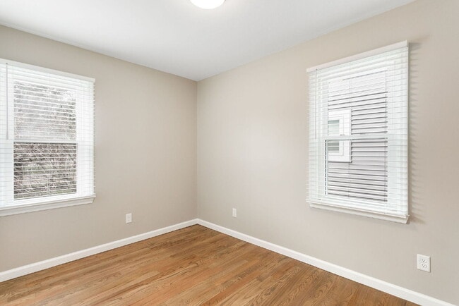 Photo - 410 W Angela Blvd