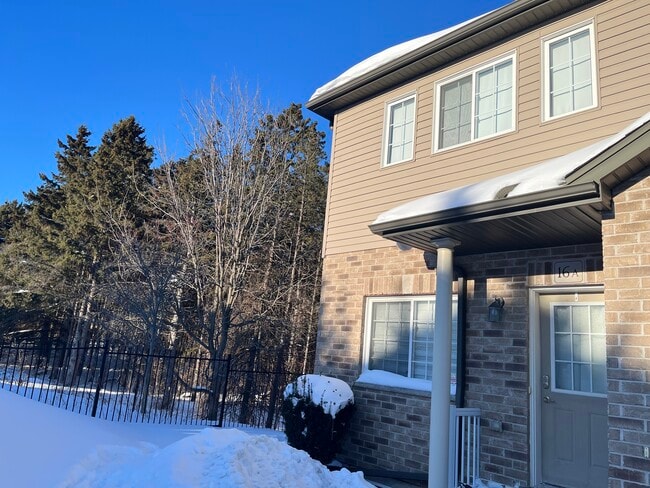 Building Photo - 1180 Countrystone Dr